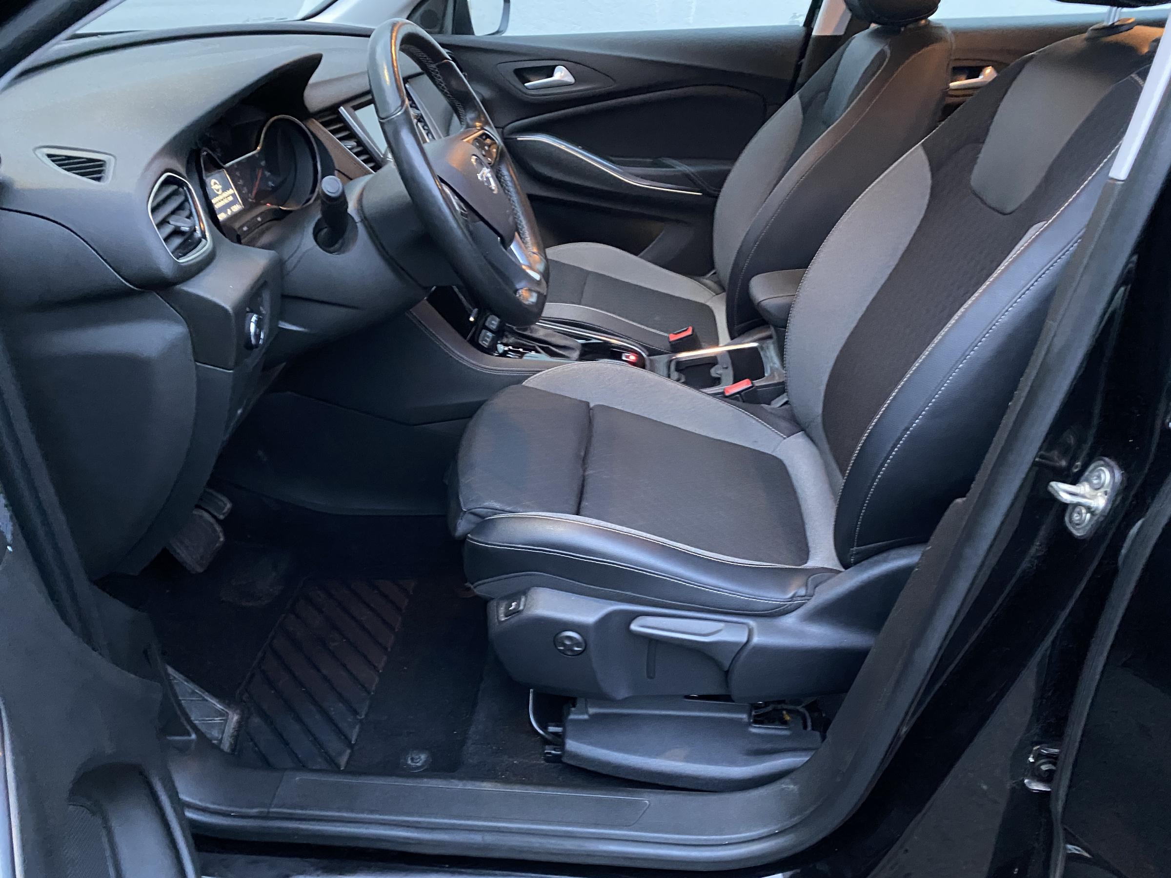 Vauxhall Grandland X, 2020 - pohled č. 9