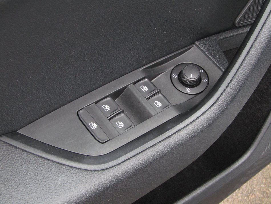 Škoda Superb III 1.6 TDi Ambition