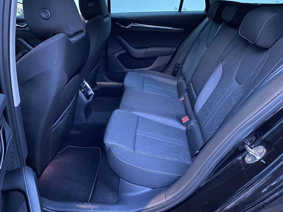 Škoda Octavia IV 2.0TDi Style