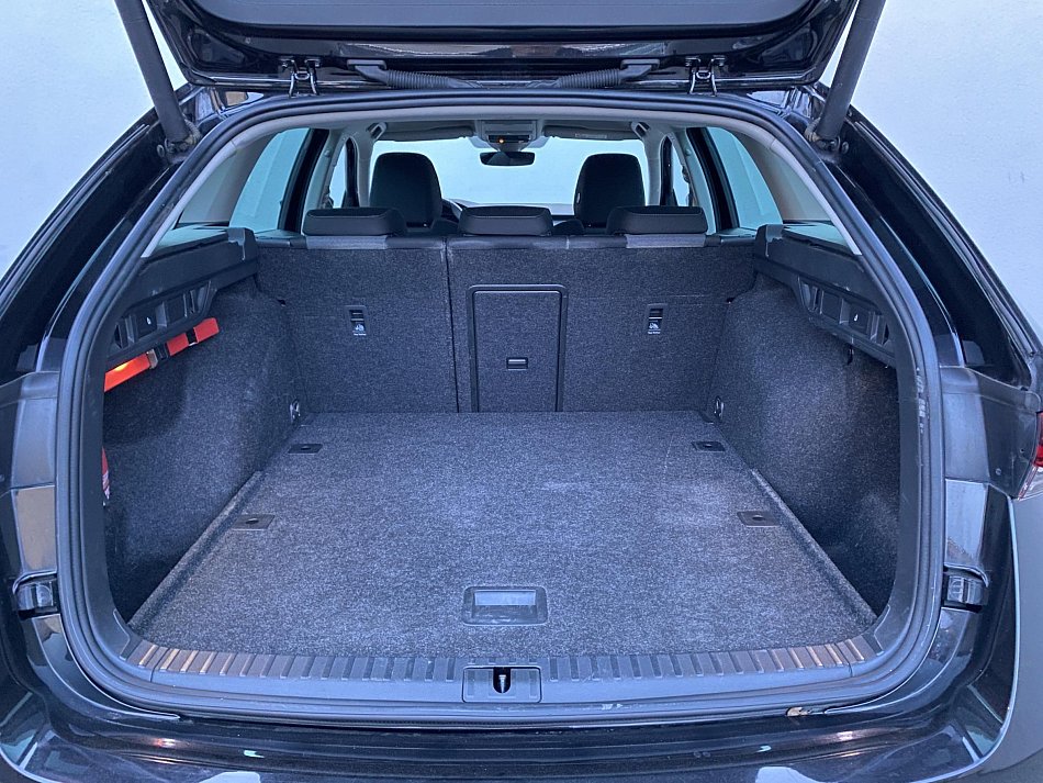 Škoda Octavia IV 2.0TDi Style