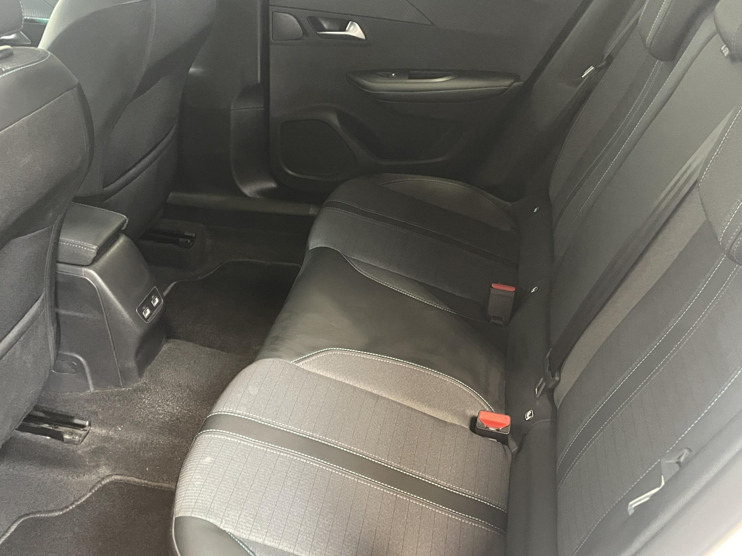 Peugeot 2008, 2022 - pohled č. 10