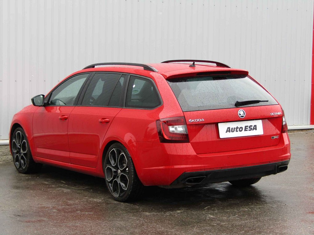 Škoda Octavia III 2.0 TSi RS245