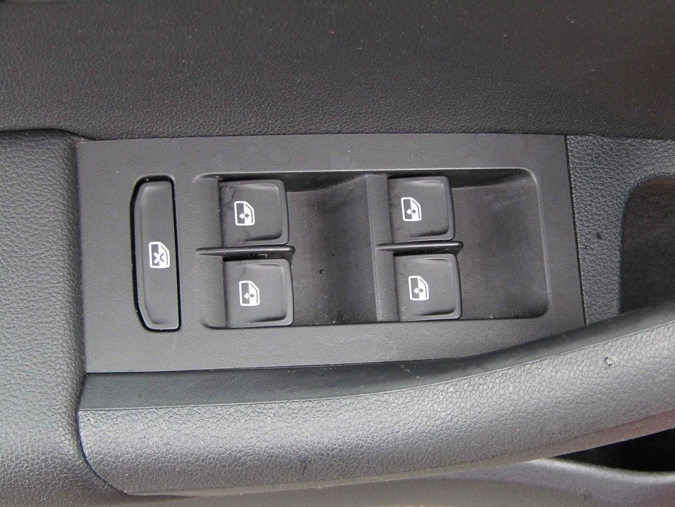 Škoda Octavia III 2.0 TSi RS245