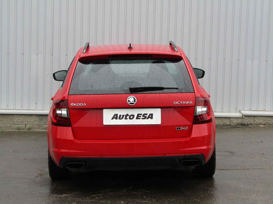 Škoda Octavia III 2.0 TSi RS245