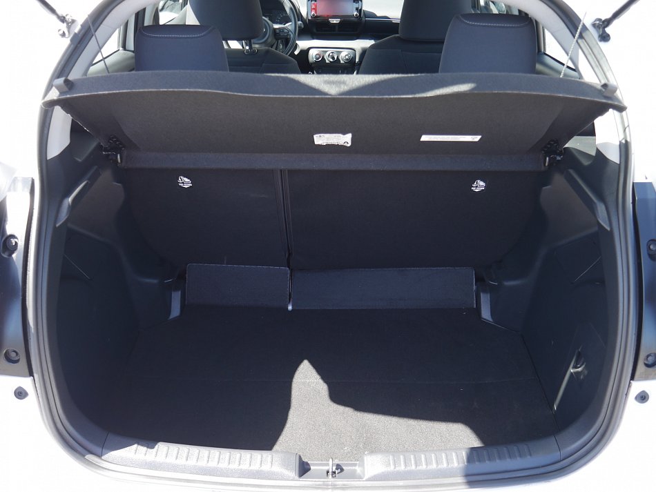 Toyota Yaris 1.5i Dynamic
