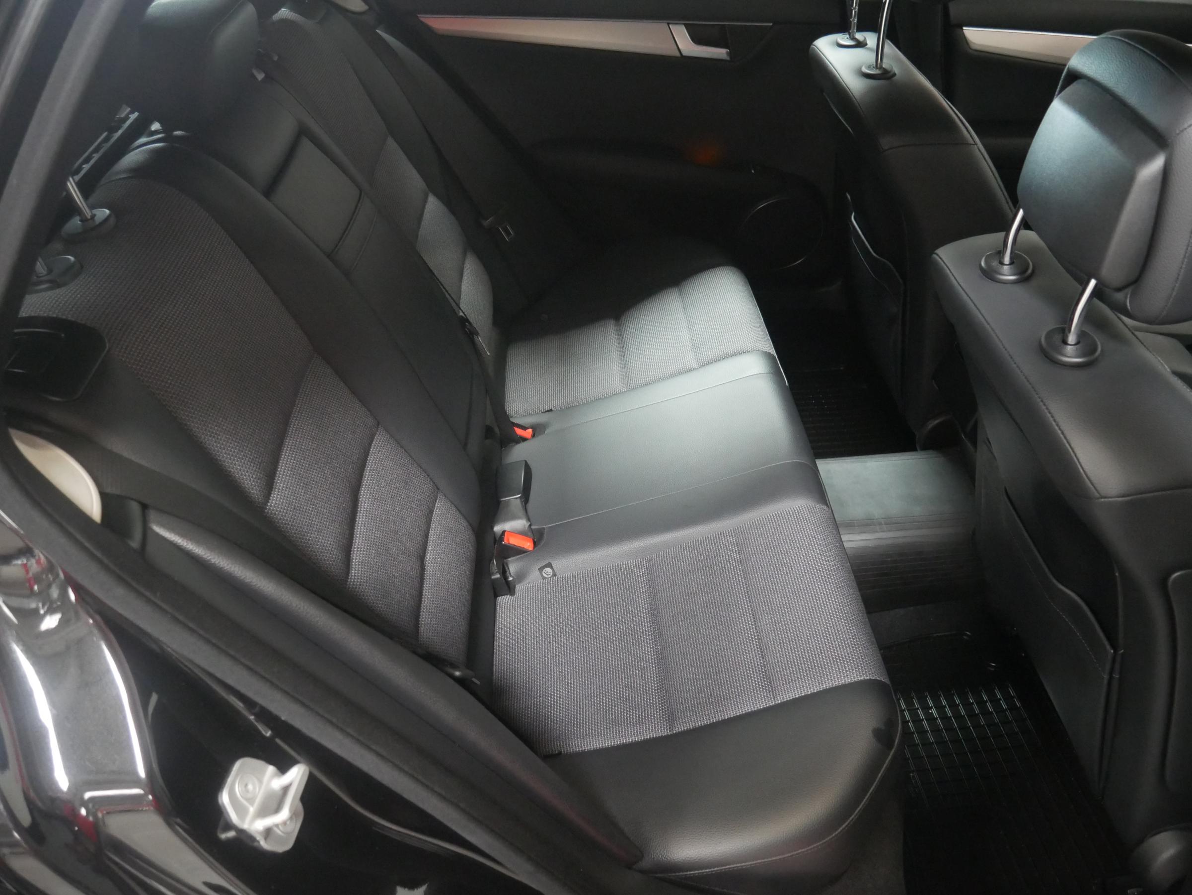 Mercedes-Benz Třída C, 2013 - pohled č. 13