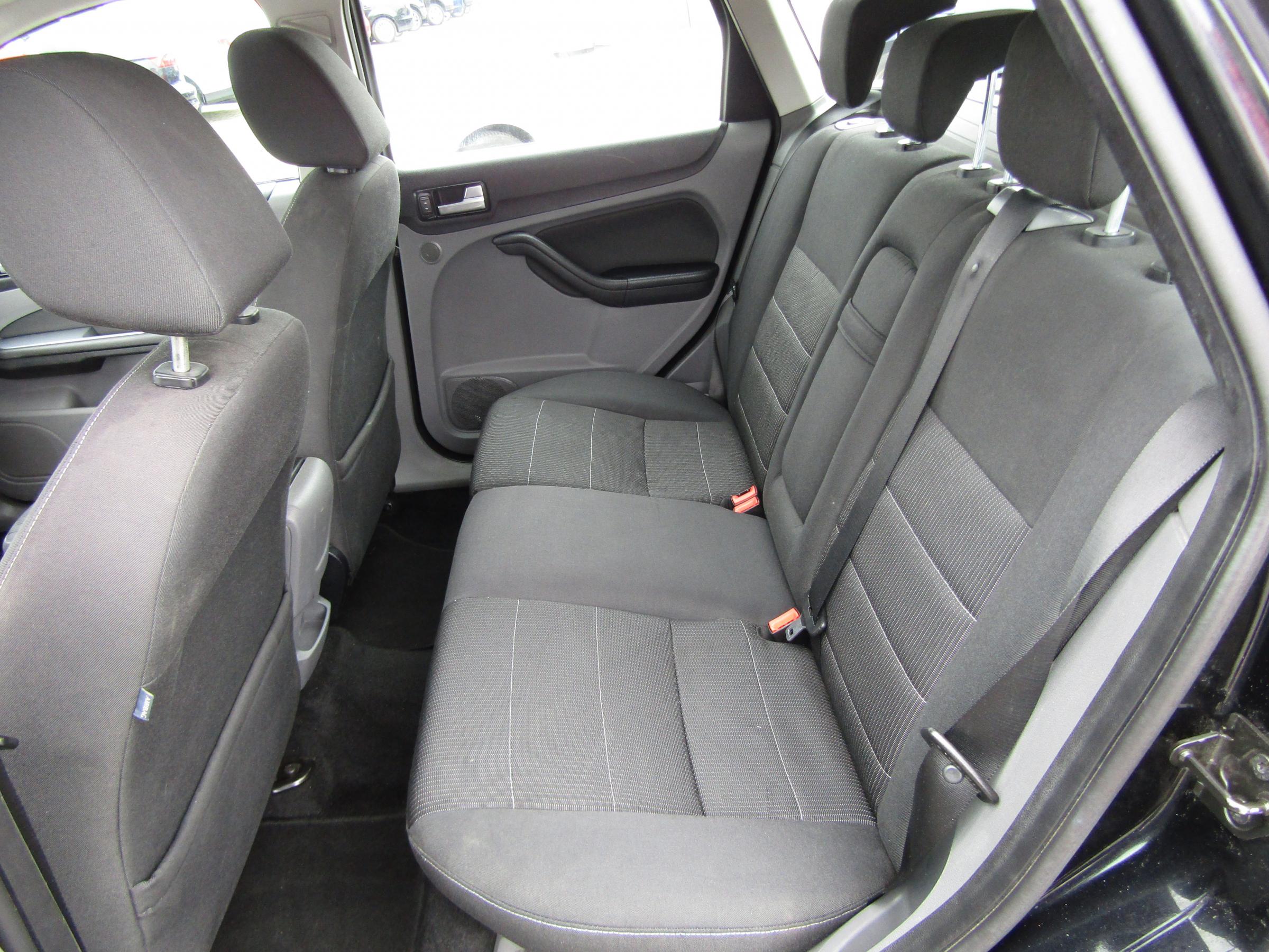 Ford Focus, 2008 - pohled č. 10