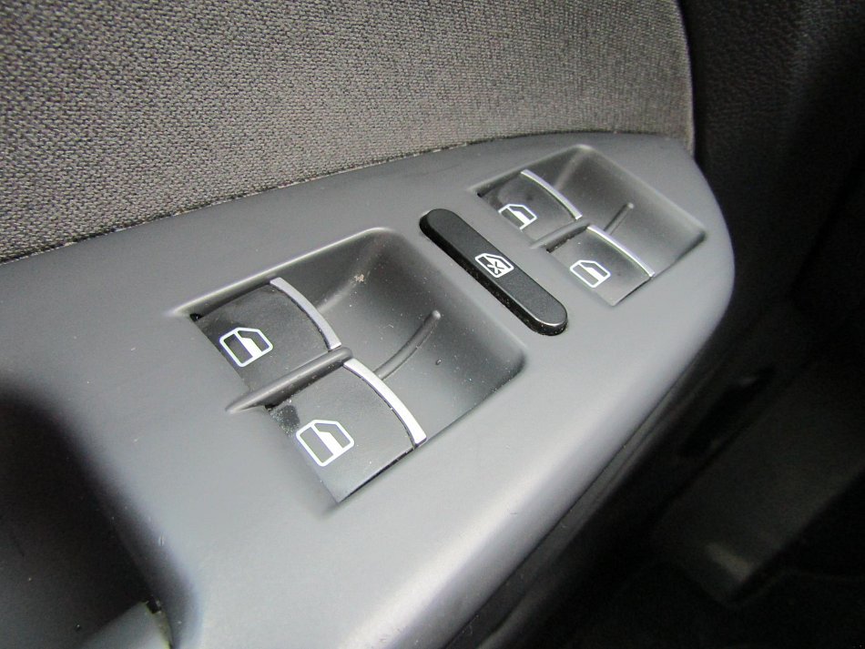 Volkswagen Touran 1.6 TDi 