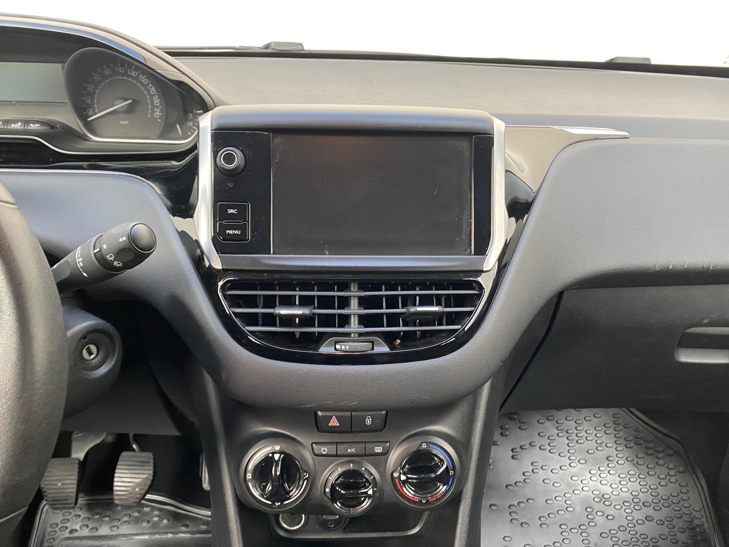 Peugeot 208, 2016 - pohled č. 12