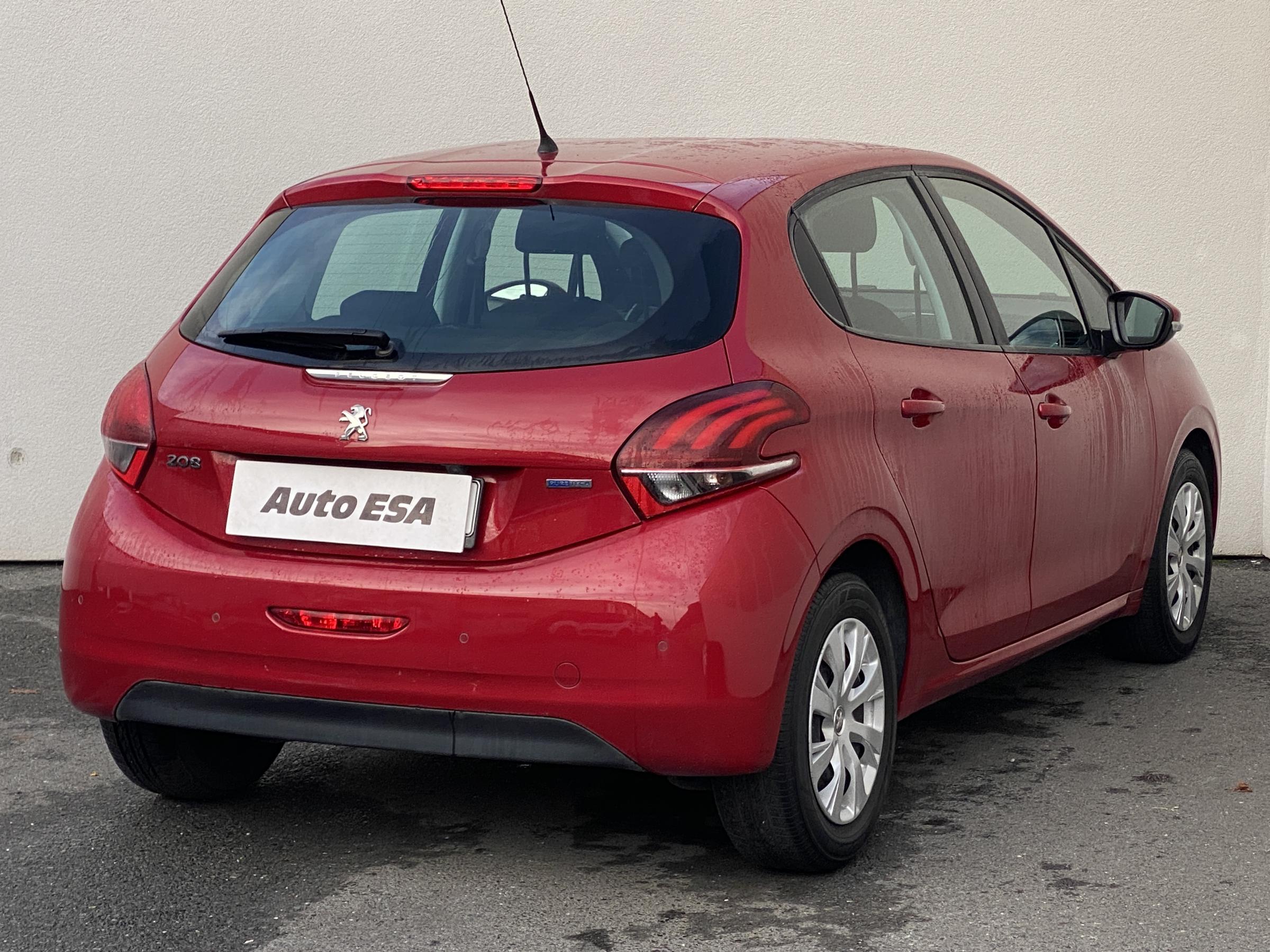 Peugeot 208, 2016 - pohled č. 4