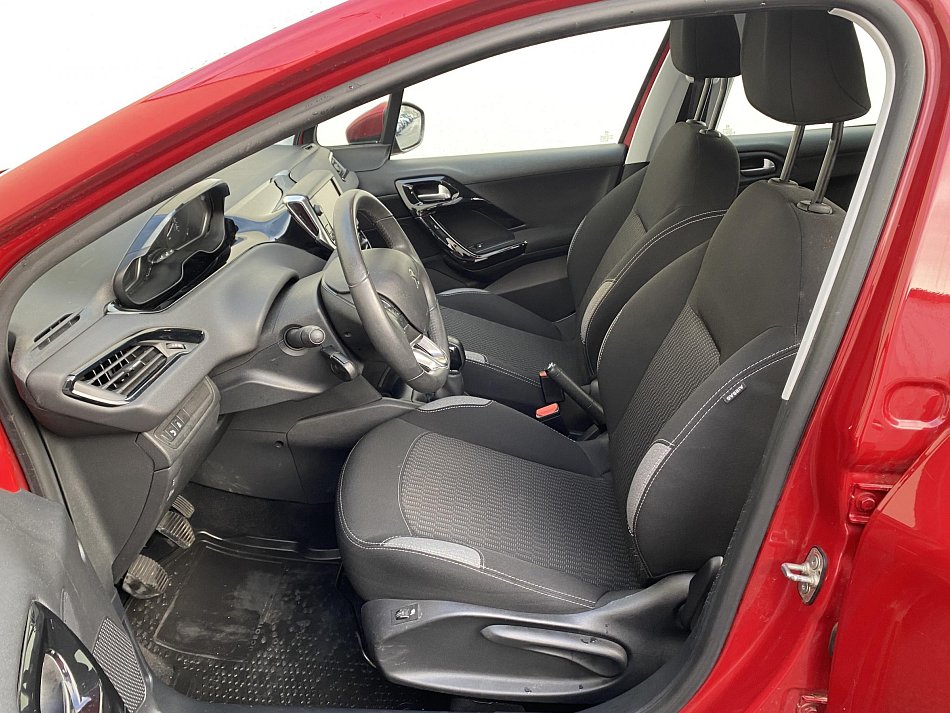 Peugeot 208 1.6 PT Active