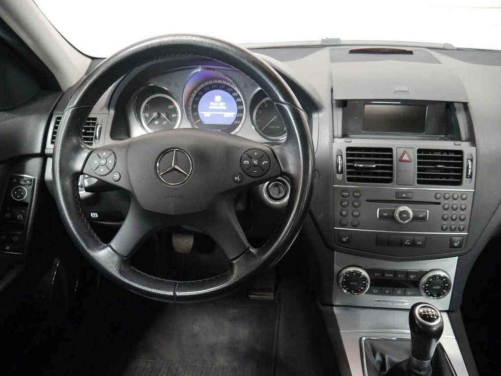 Mercedes-Benz Třída C 1.8 i Avantgarde C180