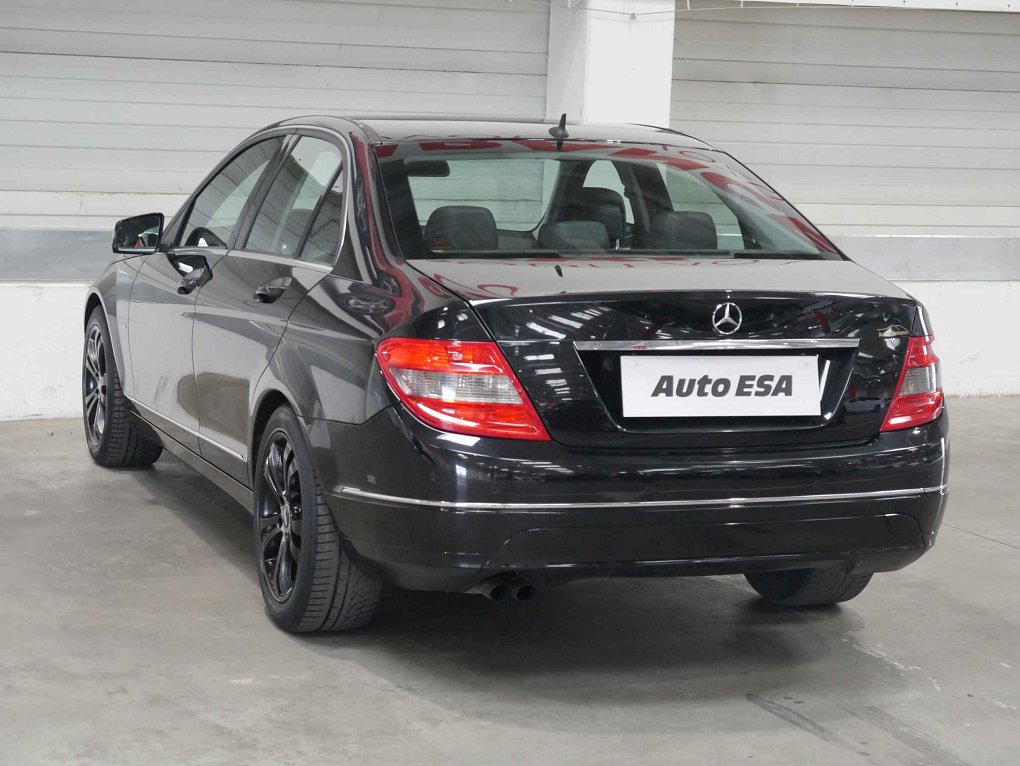 Mercedes-Benz Třída C 1.8 i Avantgarde C180