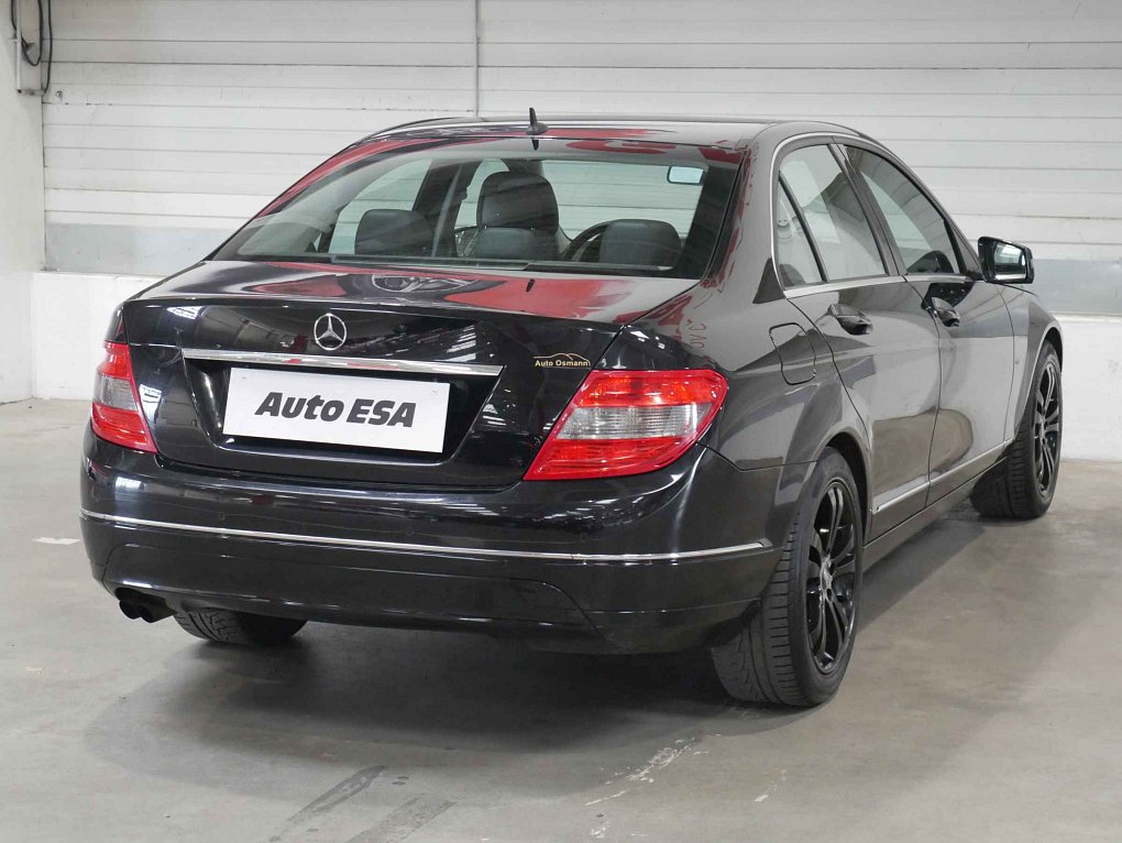 Mercedes-Benz Třída C 1.8 i Avantgarde C180