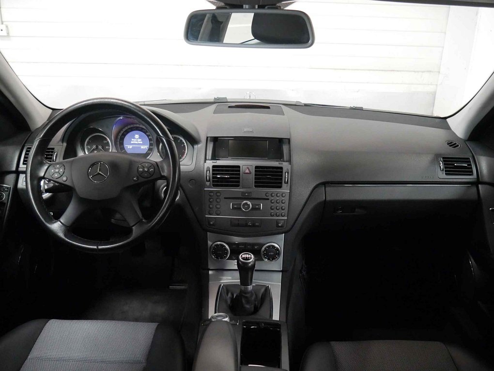 Mercedes-Benz Třída C 1.8 i Avantgarde C180