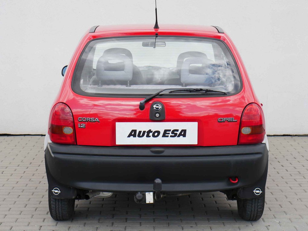 Opel Corsa 1.2i 