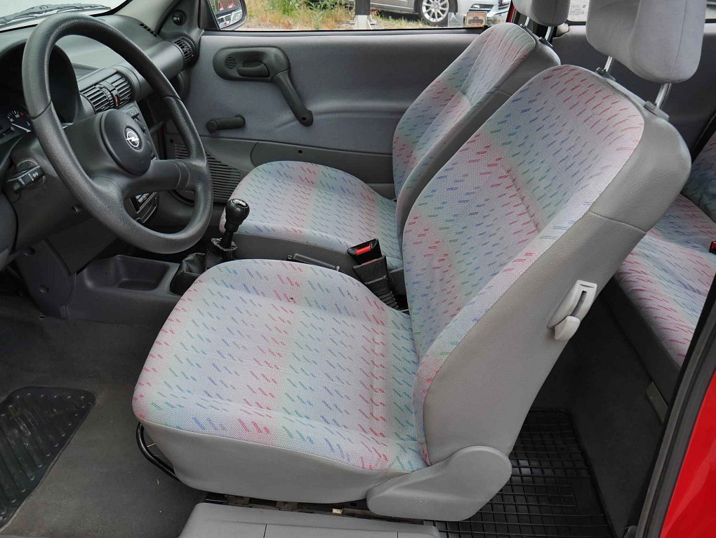 Opel Corsa 1.2i 