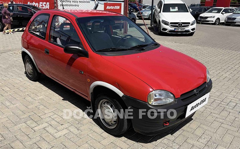 Opel Corsa 1.2i 