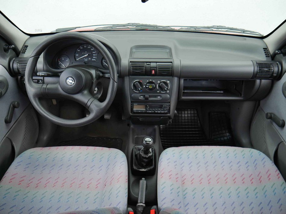 Opel Corsa 1.2i 