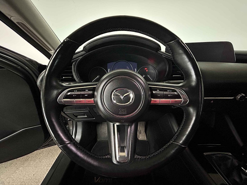 Mazda 3 2.0i 