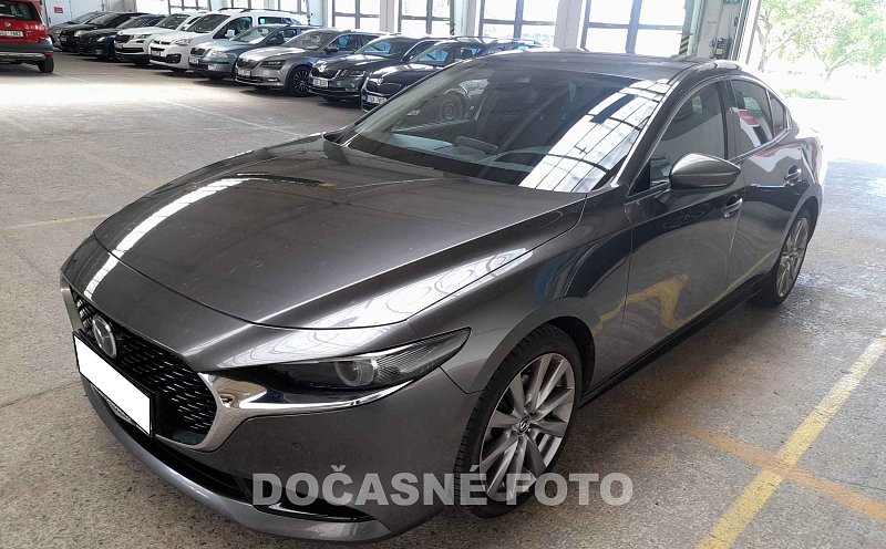 Mazda 3 2.0i 