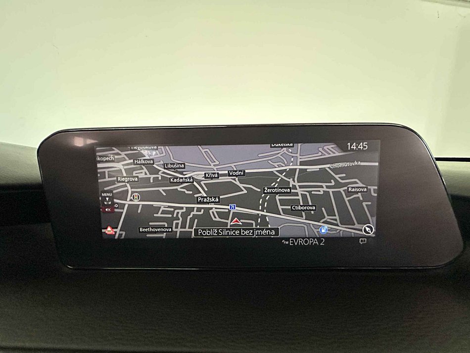 Mazda 3 2.0i 