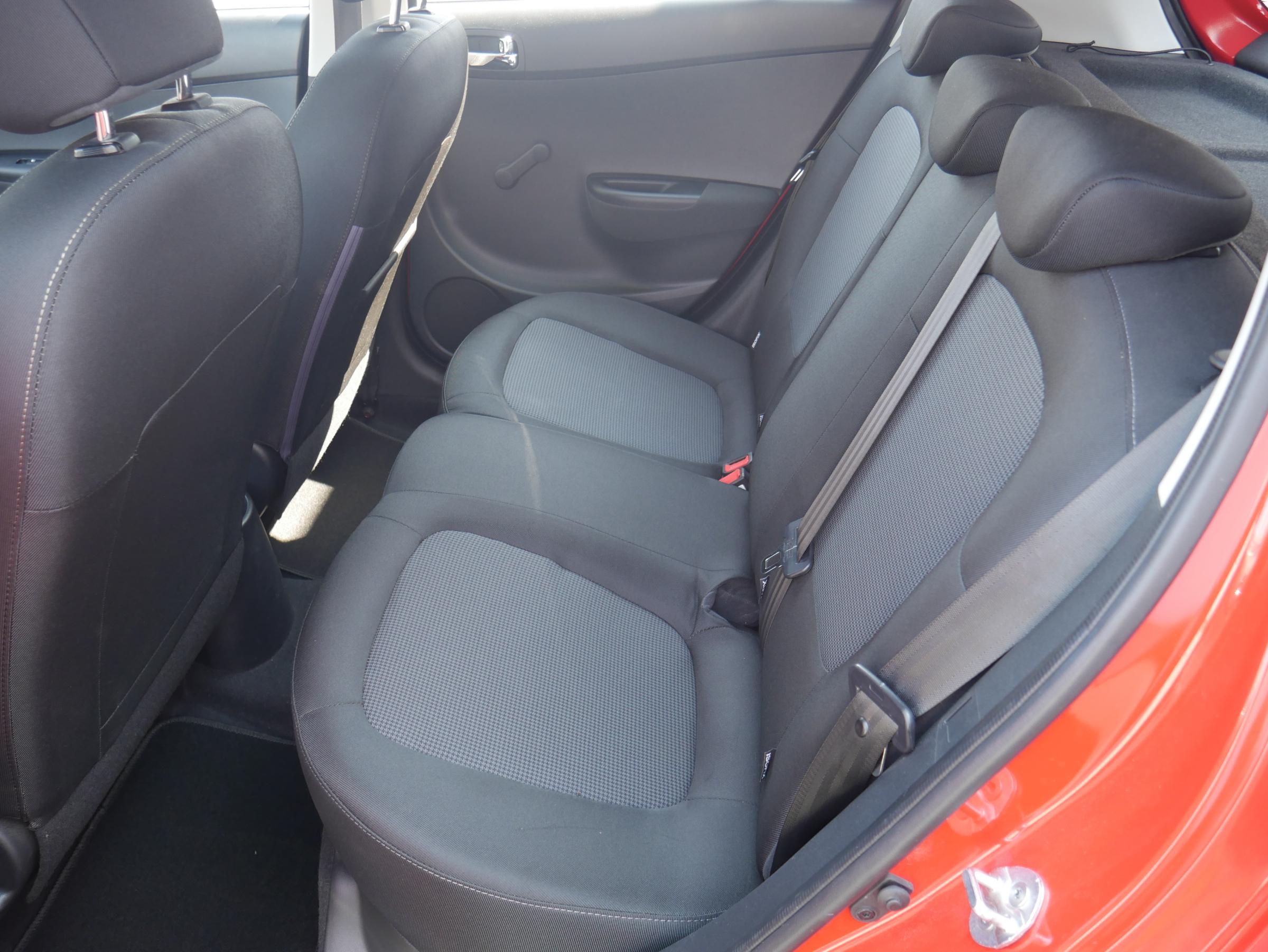 Hyundai i20, 2013 - pohled č. 10