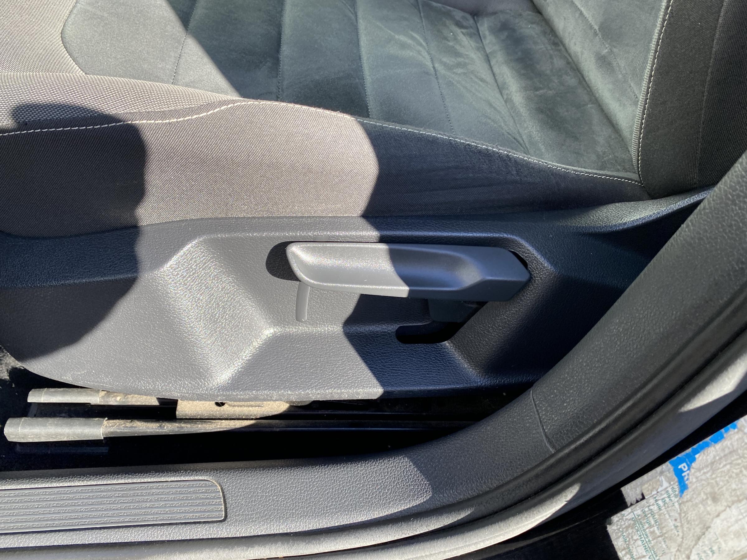 Volkswagen Golf, 2015 - pohled č. 14