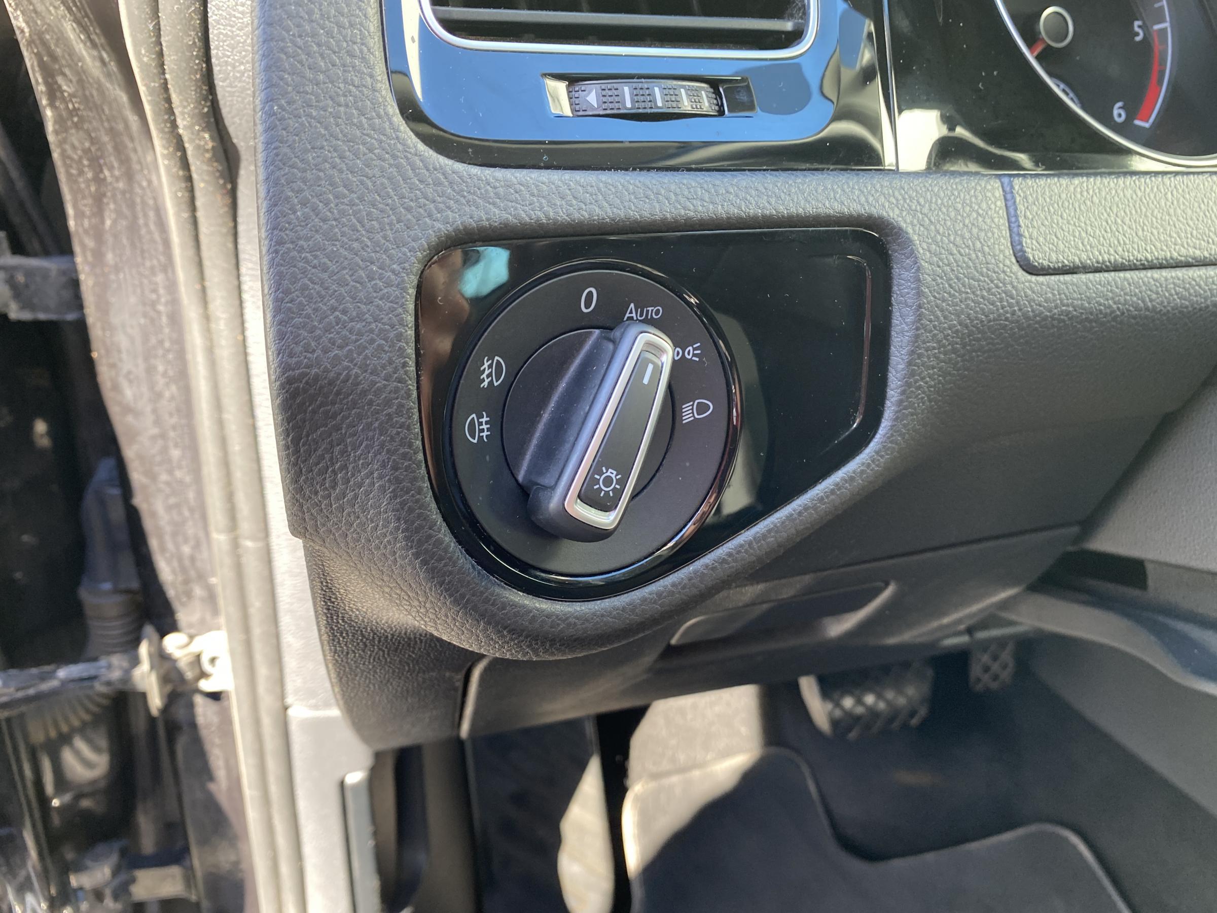 Volkswagen Golf, 2015 - pohled č. 15