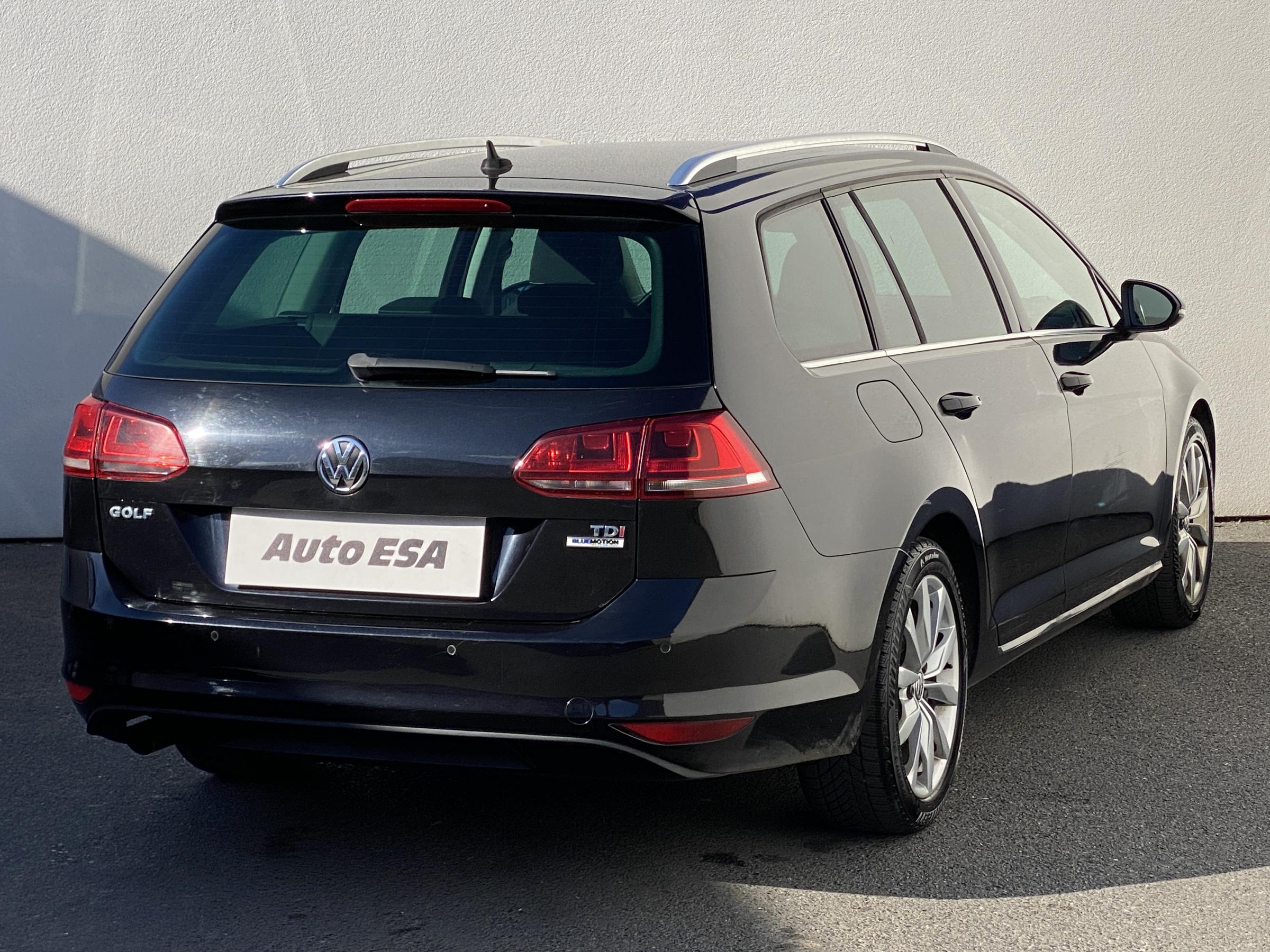 Volkswagen Golf, 2015 - pohled č. 4