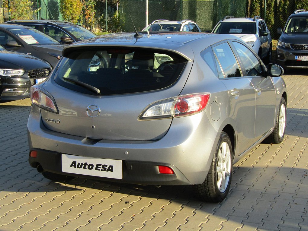Mazda 3 2.0 i 