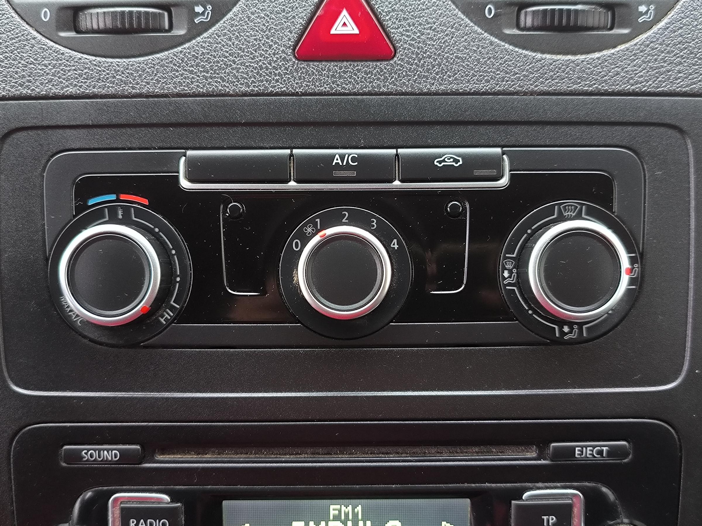 Volkswagen Caddy, 2014 - pohled č. 14