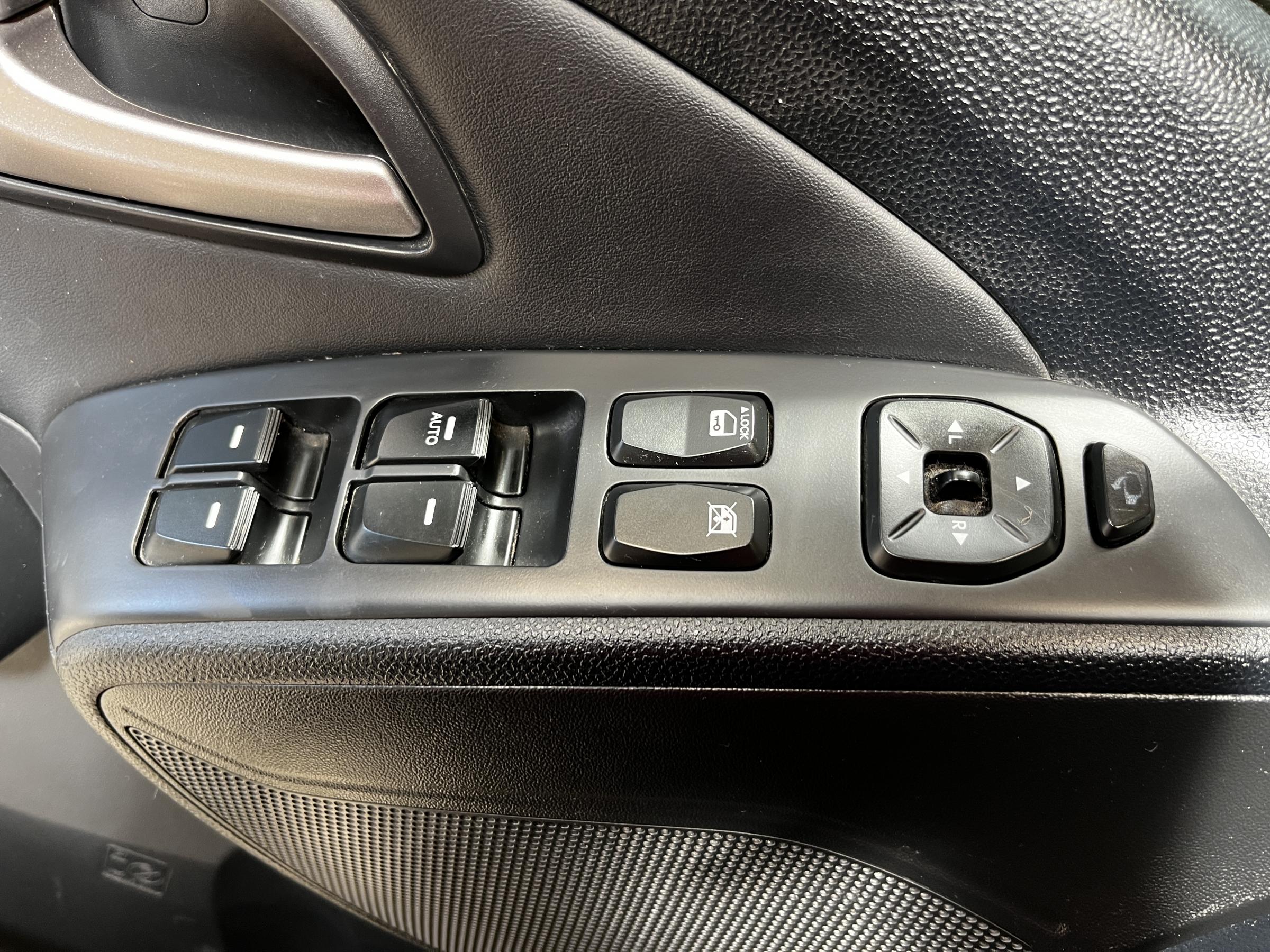Hyundai ix35, 2013 - pohled č. 12
