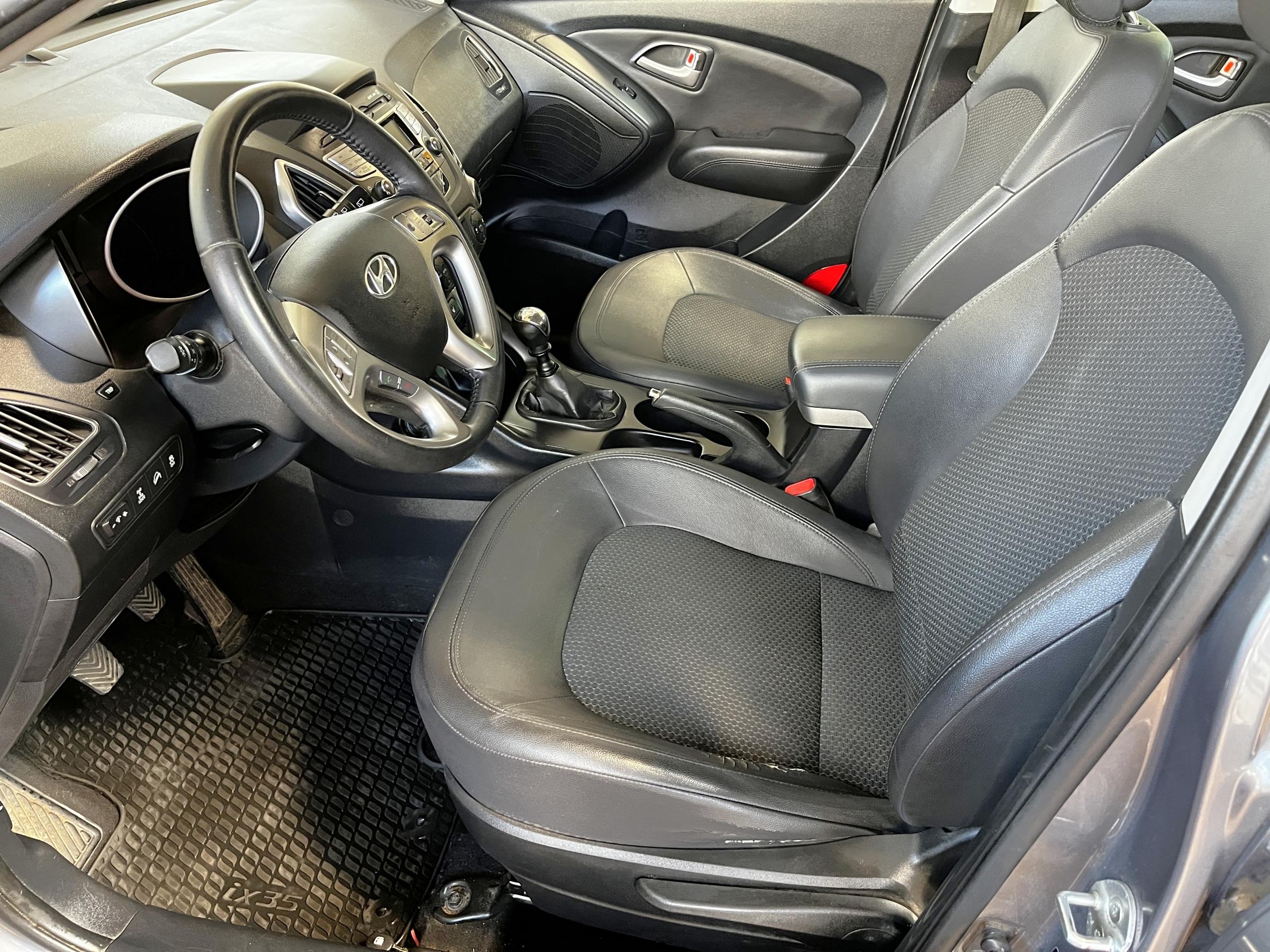 Hyundai ix35, 2013 - pohled č. 9