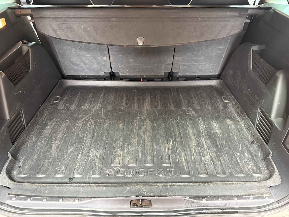 Peugeot 5008 1.6VTi 