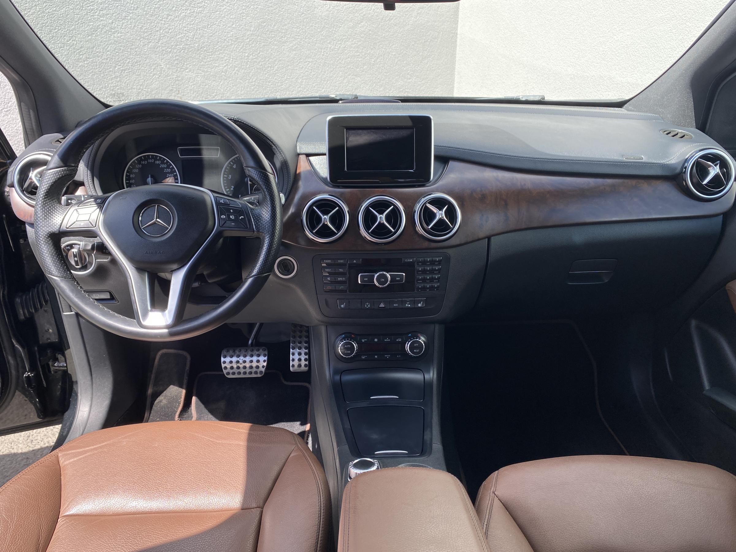 Mercedes-Benz Třída B, 2014 - pohled č. 8