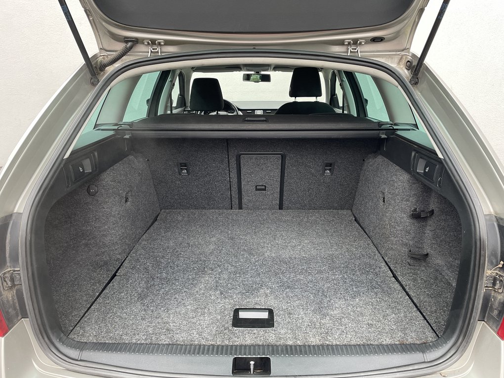 Škoda Octavia III 2.0 TDi Elegance