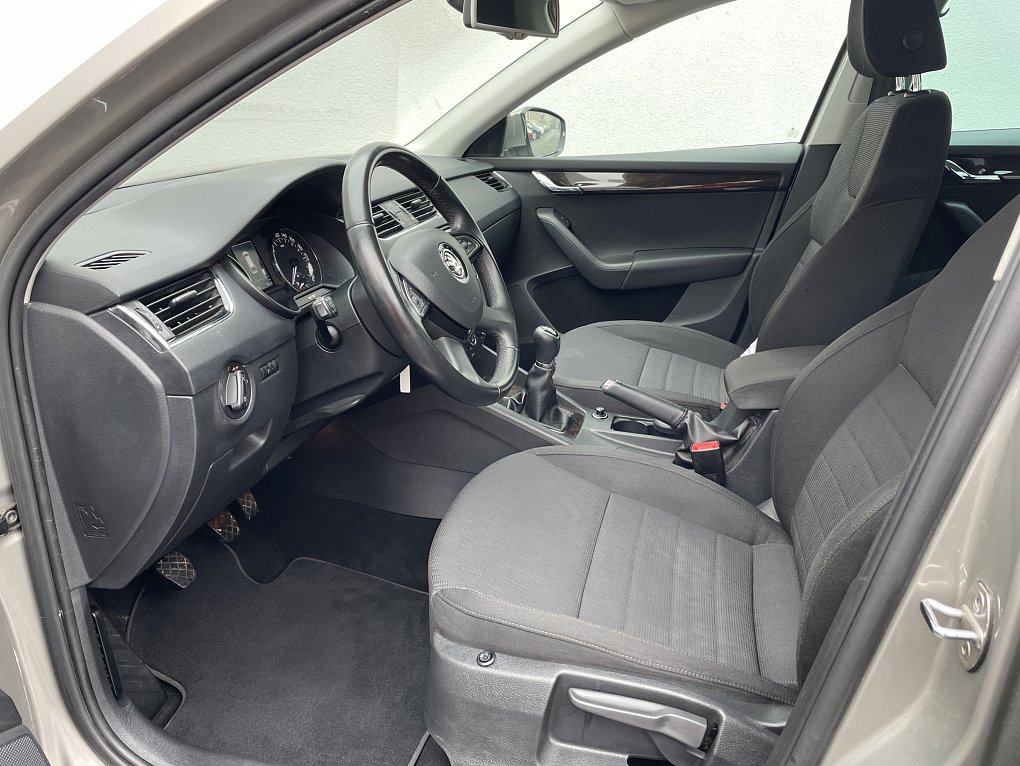 Škoda Octavia III 2.0 TDi Elegance