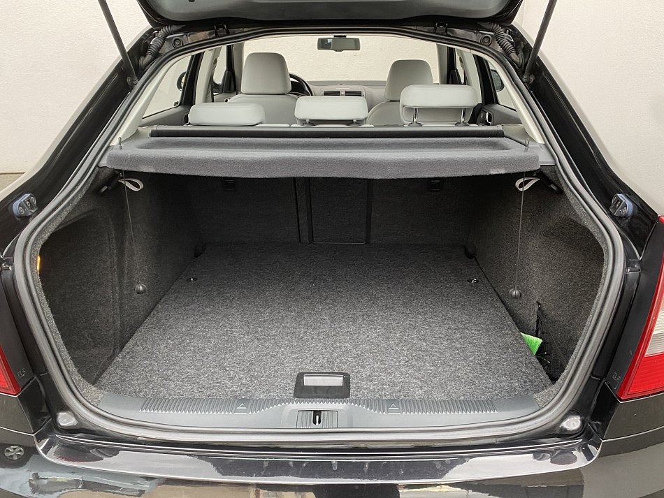 Škoda Octavia II 2.0 TDi L&K