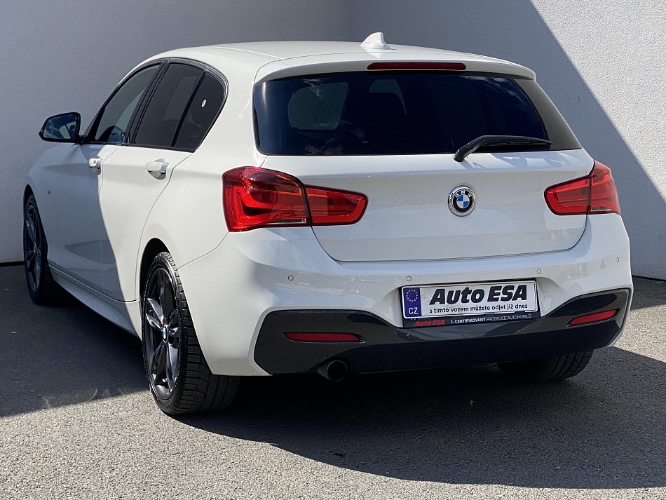BMW Řada 1 1.5i M Paket 118i