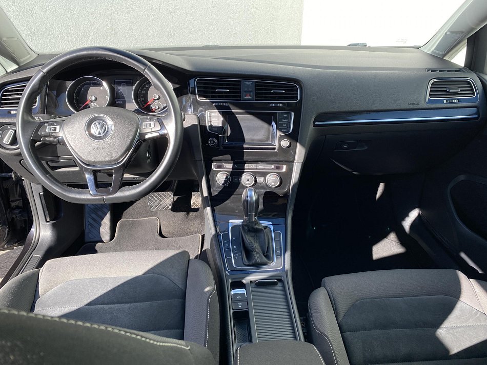 Volkswagen Golf 1.6 TDI 