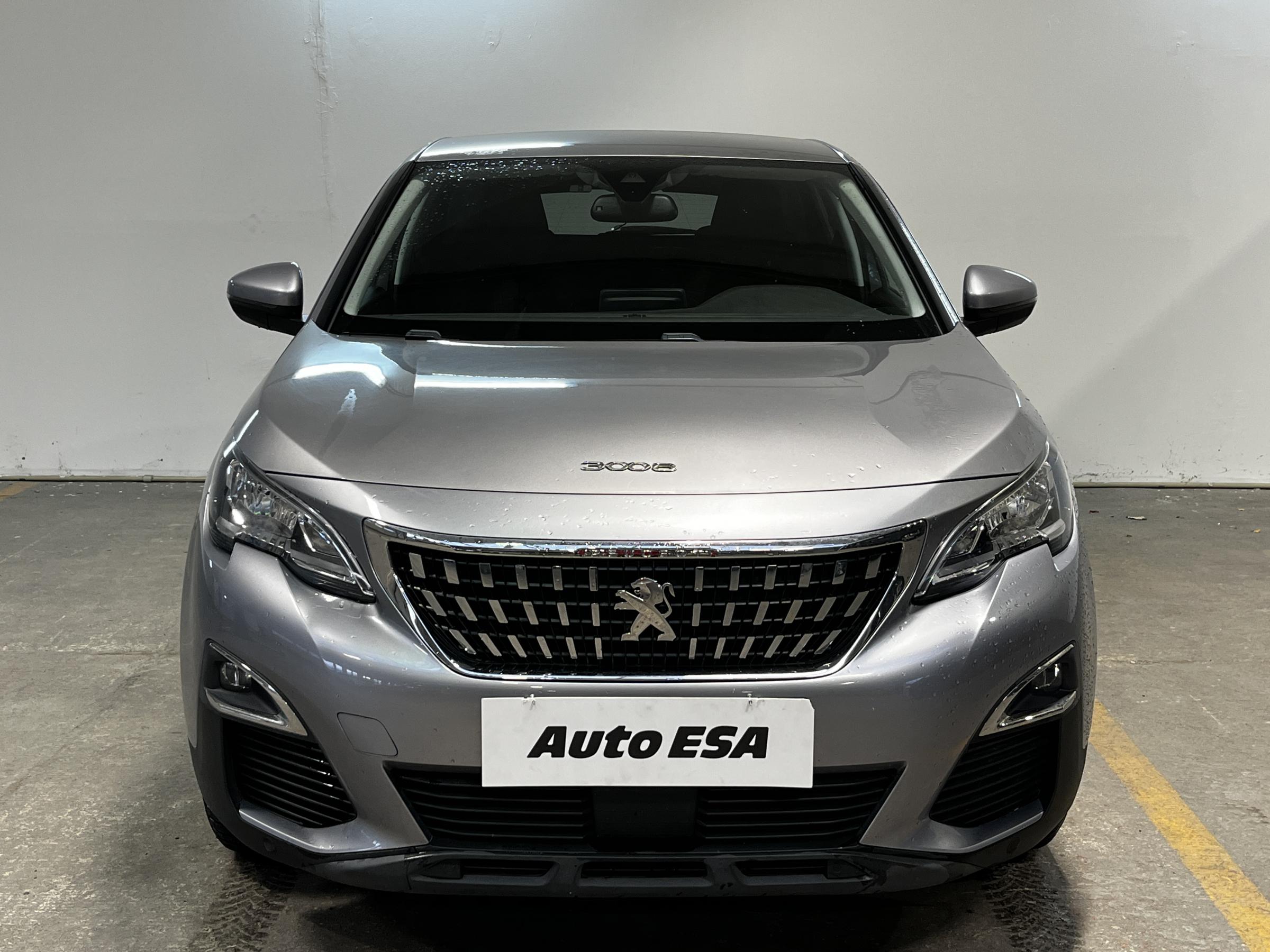 Peugeot 3008, 2018 - pohled č. 2