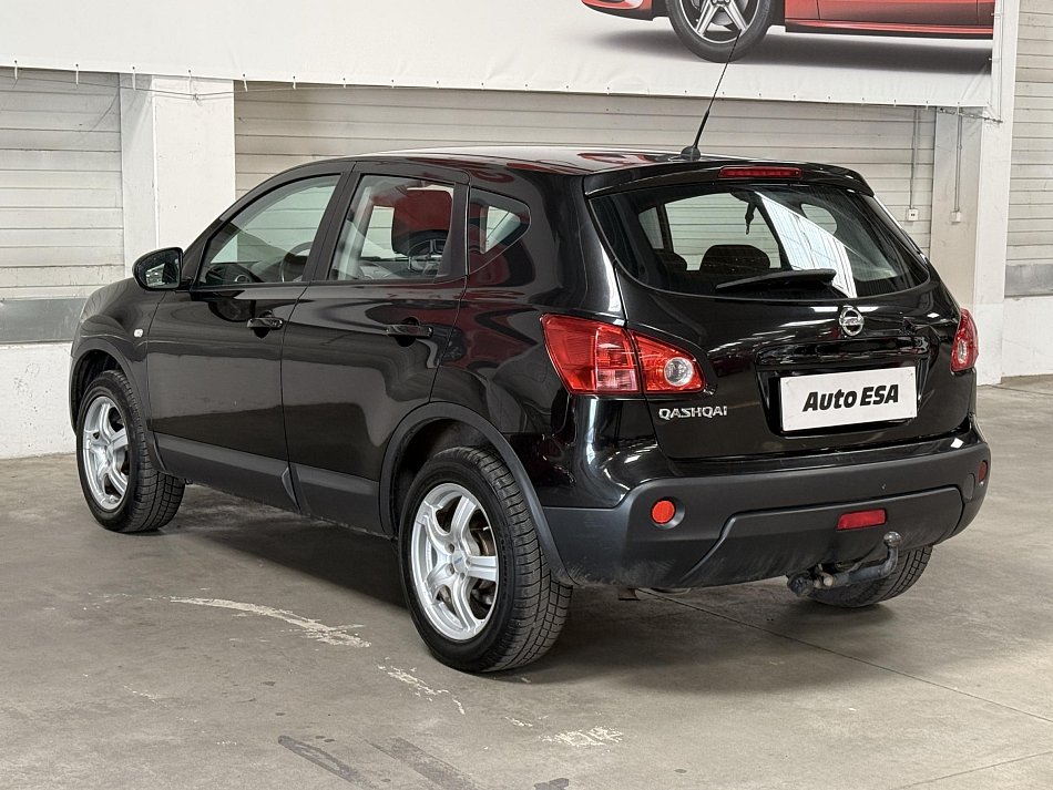 Nissan Qashqai 2.0i  4x4