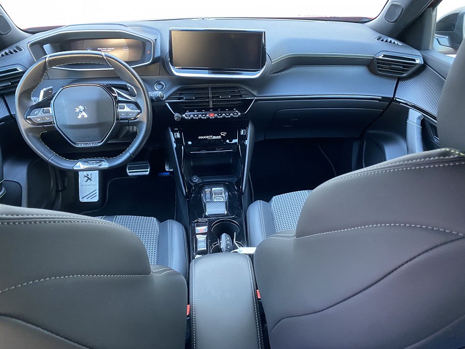 Peugeot 2008 1.2PT GT