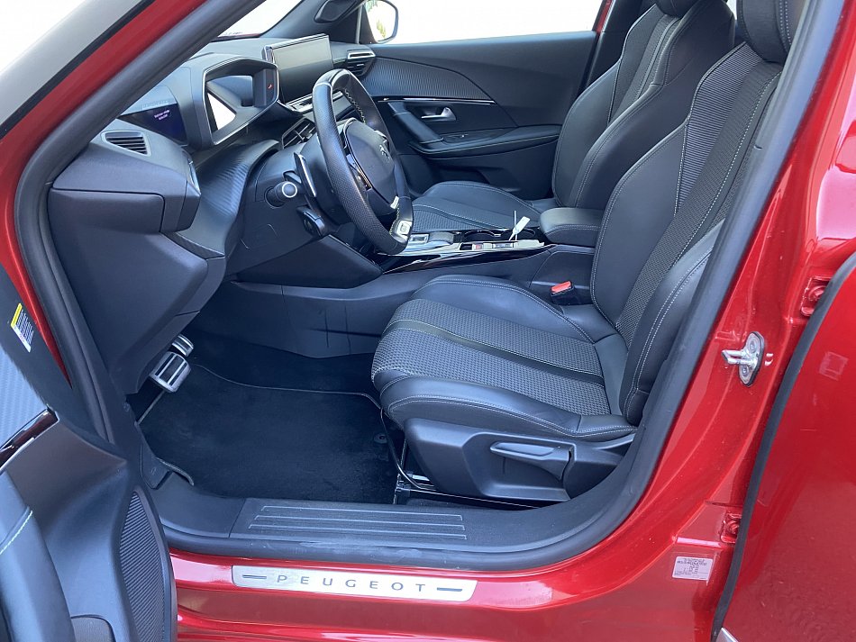 Peugeot 2008 1.2PT GT