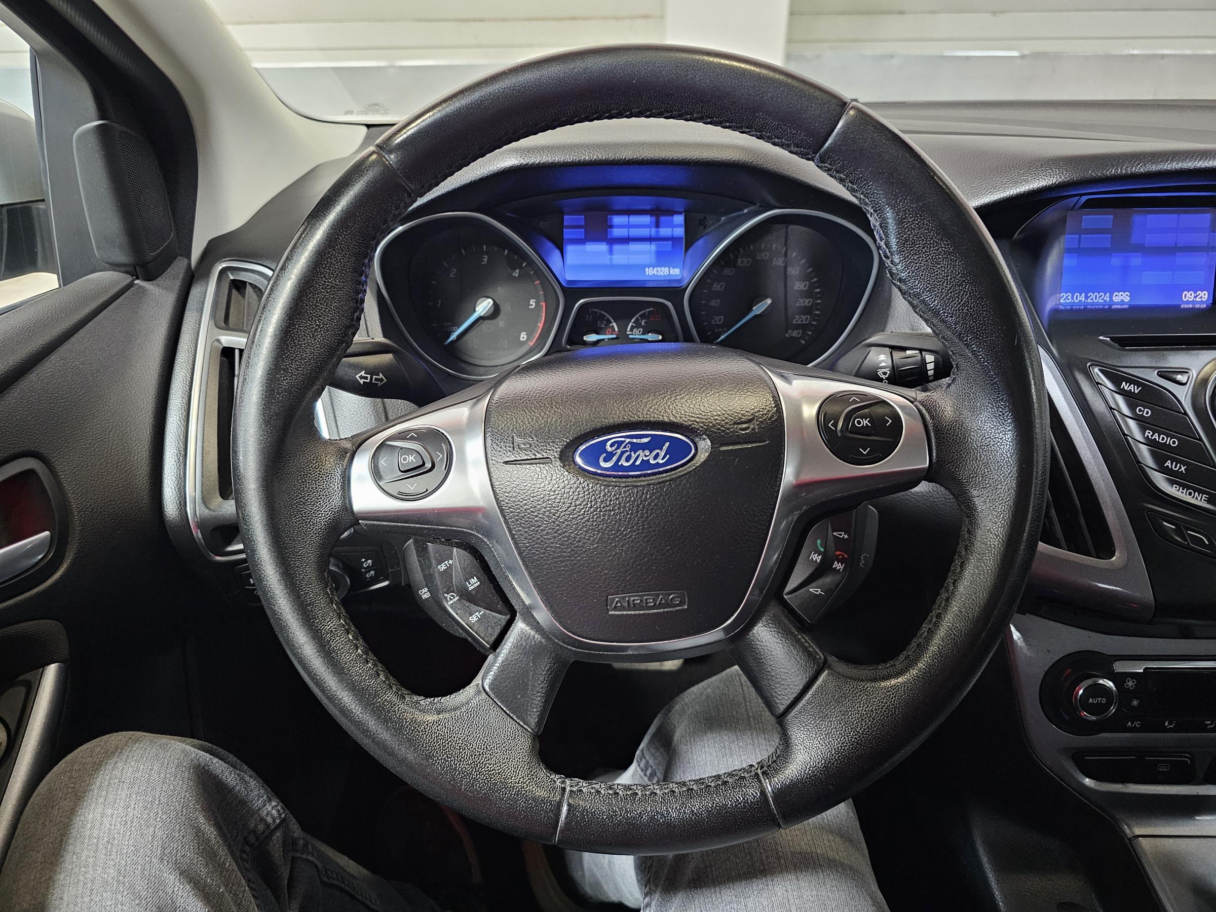 Ford Focus, 2012 - pohled č. 16