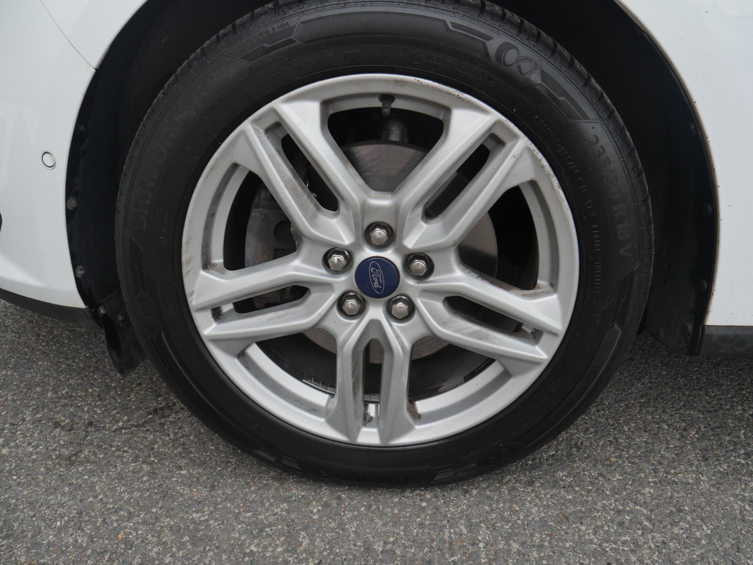 Ford S-MAX, 2018 - pohled č. 19