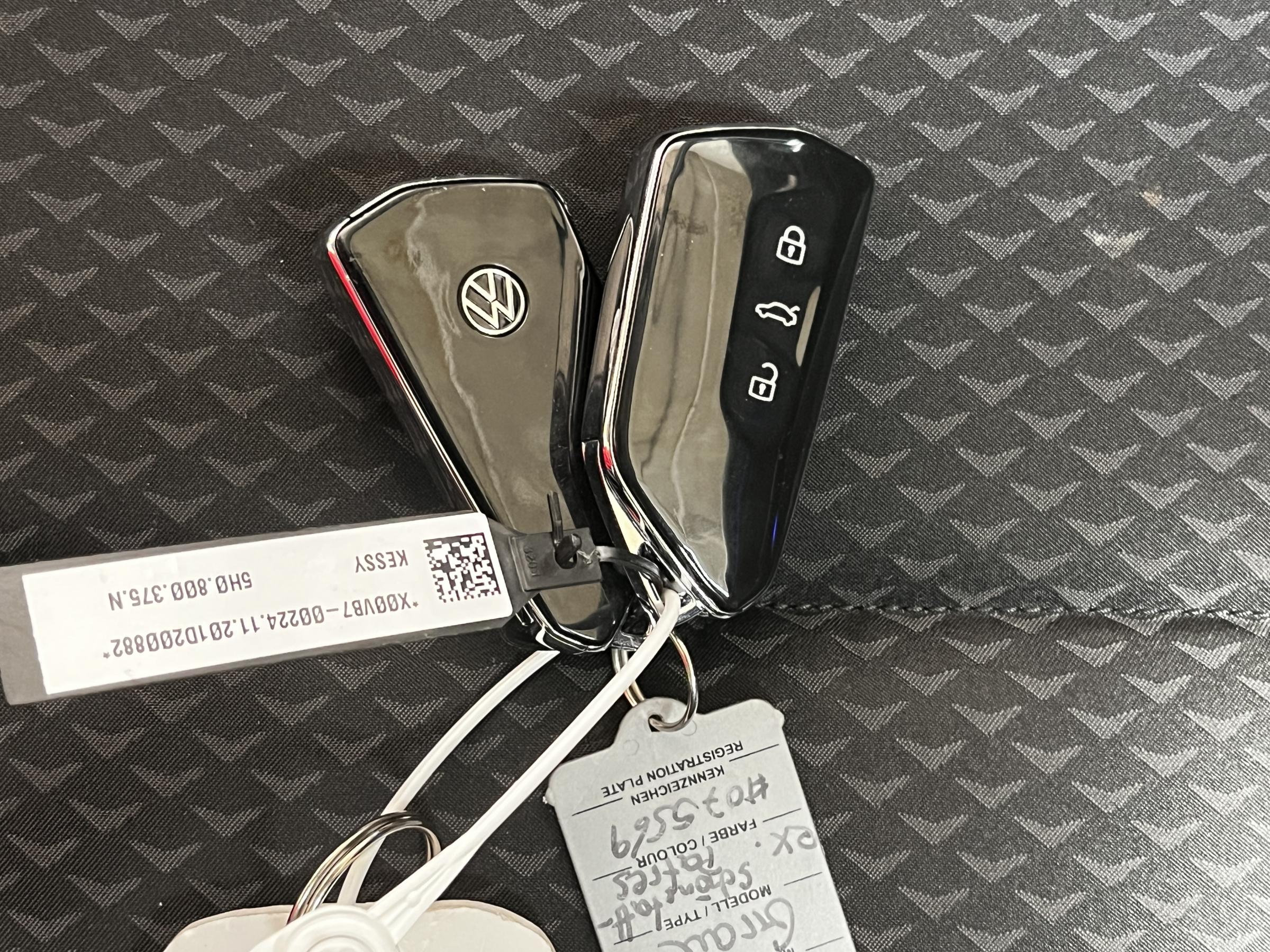 Volkswagen Golf, 2021 - pohled č. 22