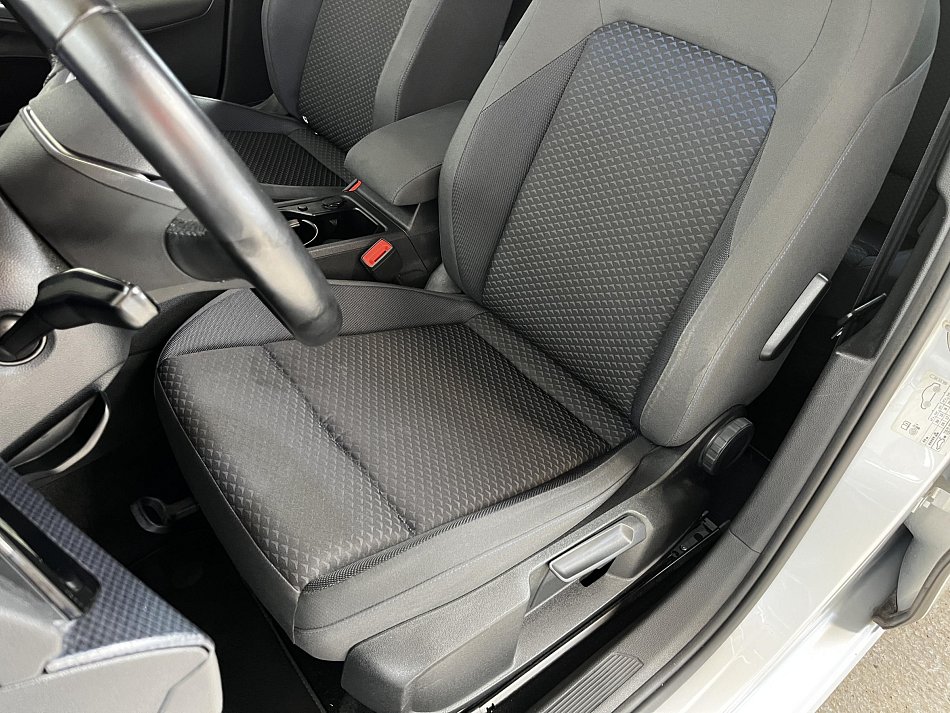 Volkswagen Golf 2.0TDi United