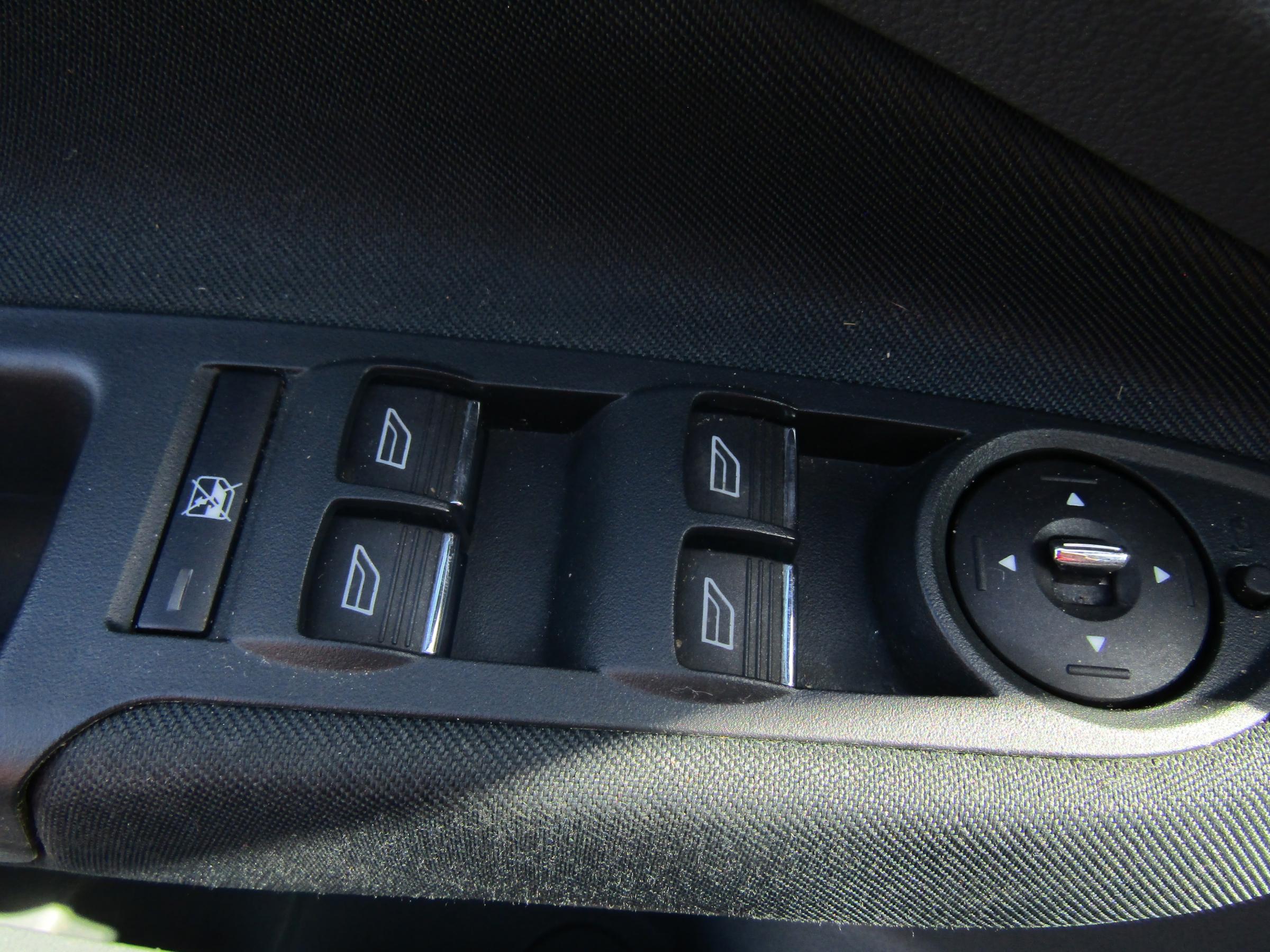 Ford C-MAX, 2012 - pohled č. 12